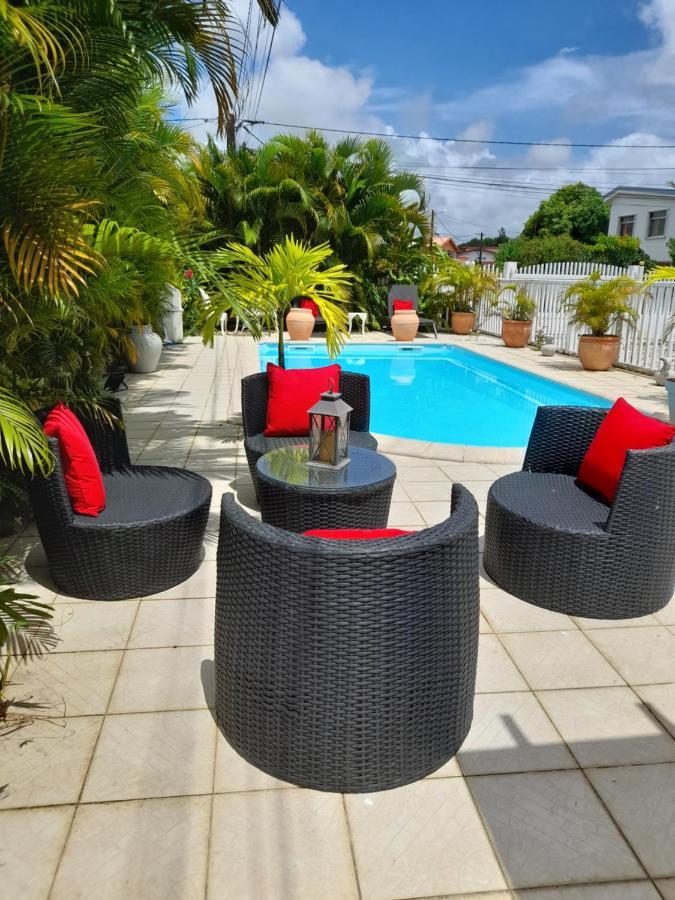 勒拉芒坦Coquet F2 Climatise Avec Piscine Au Lamentin公寓 外观 照片